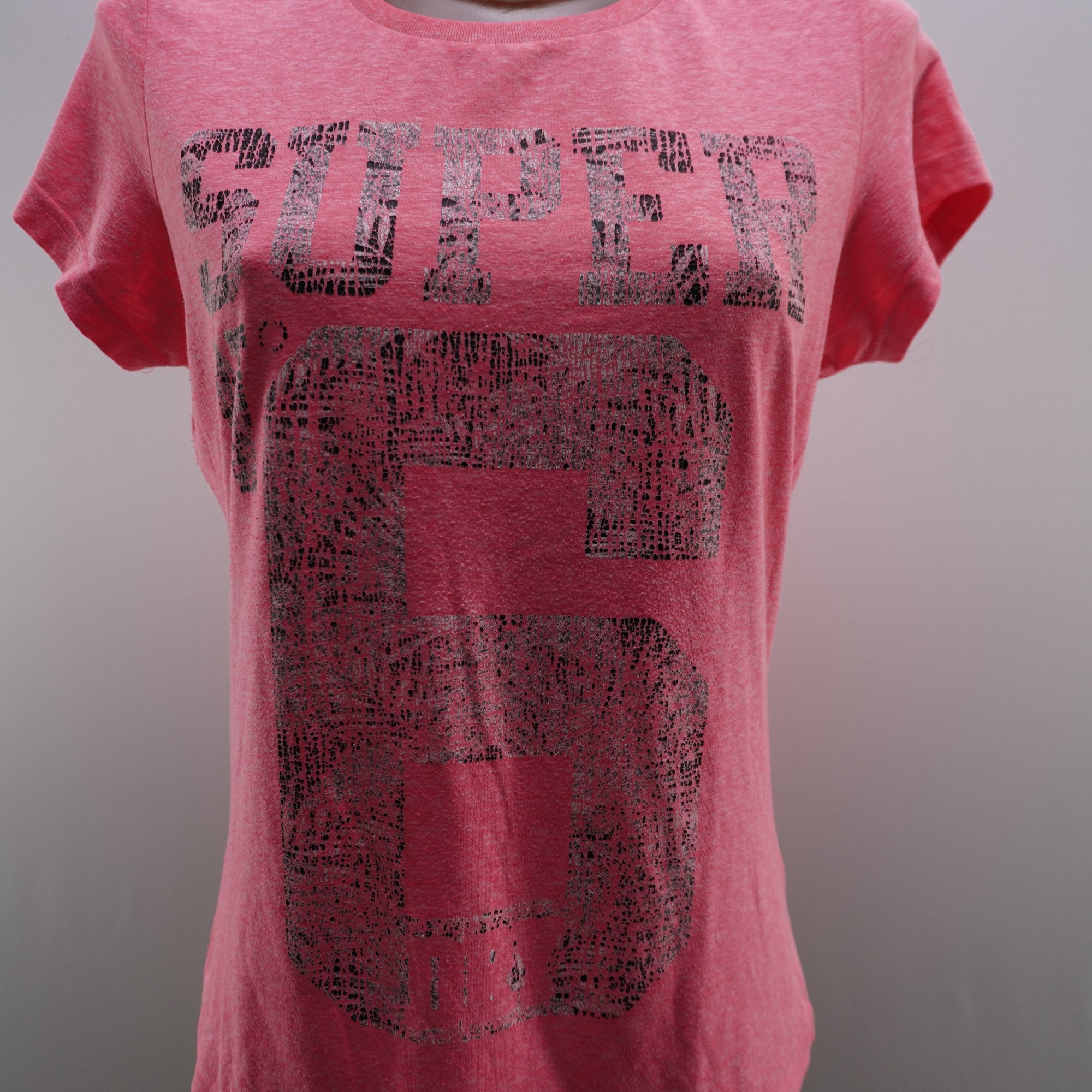 Camiseta de Manga Corta Superdry para Mujer - Rosa, L (Usada en Muy Buen Estado)