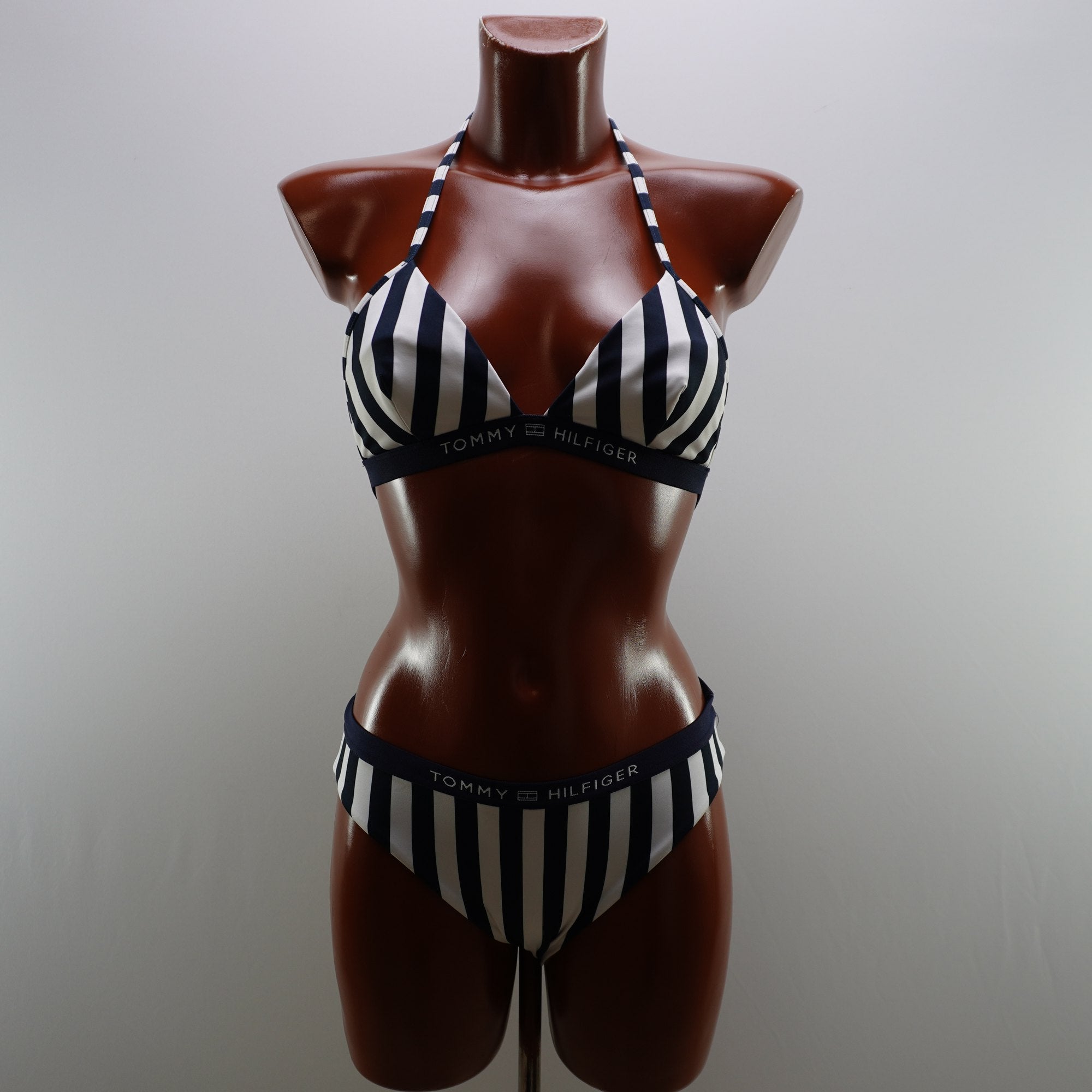 Vestido de Baño Tommy Hilfiger para Mujer Usado - Blanco a Rayas, S