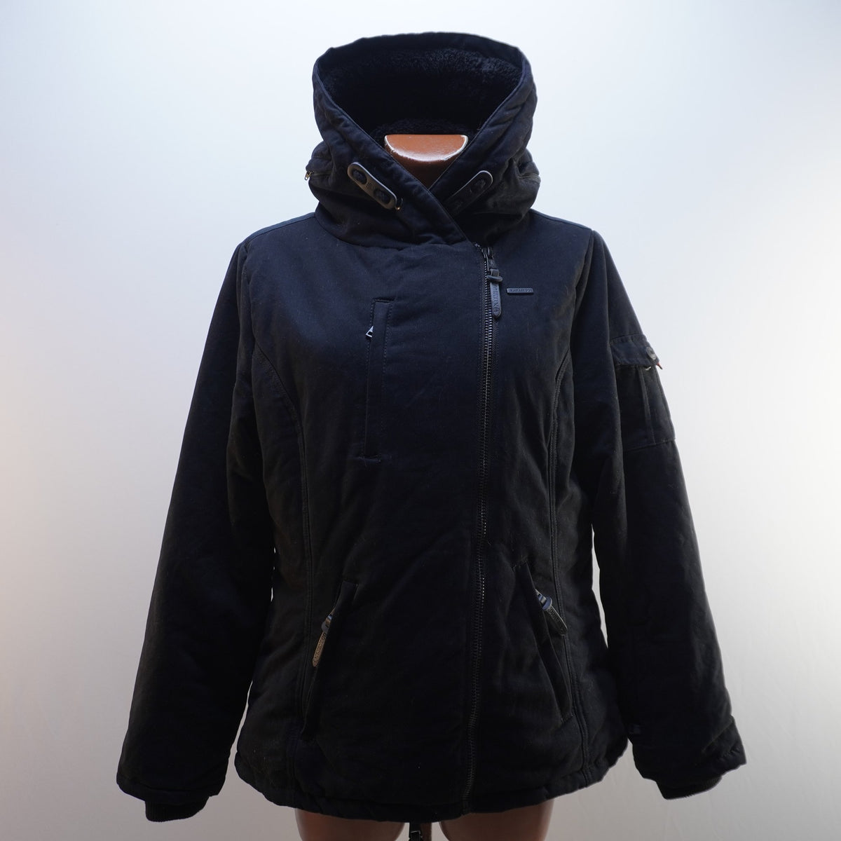 Parkas Navahoo para Mujer Usadas - Negro, XXL