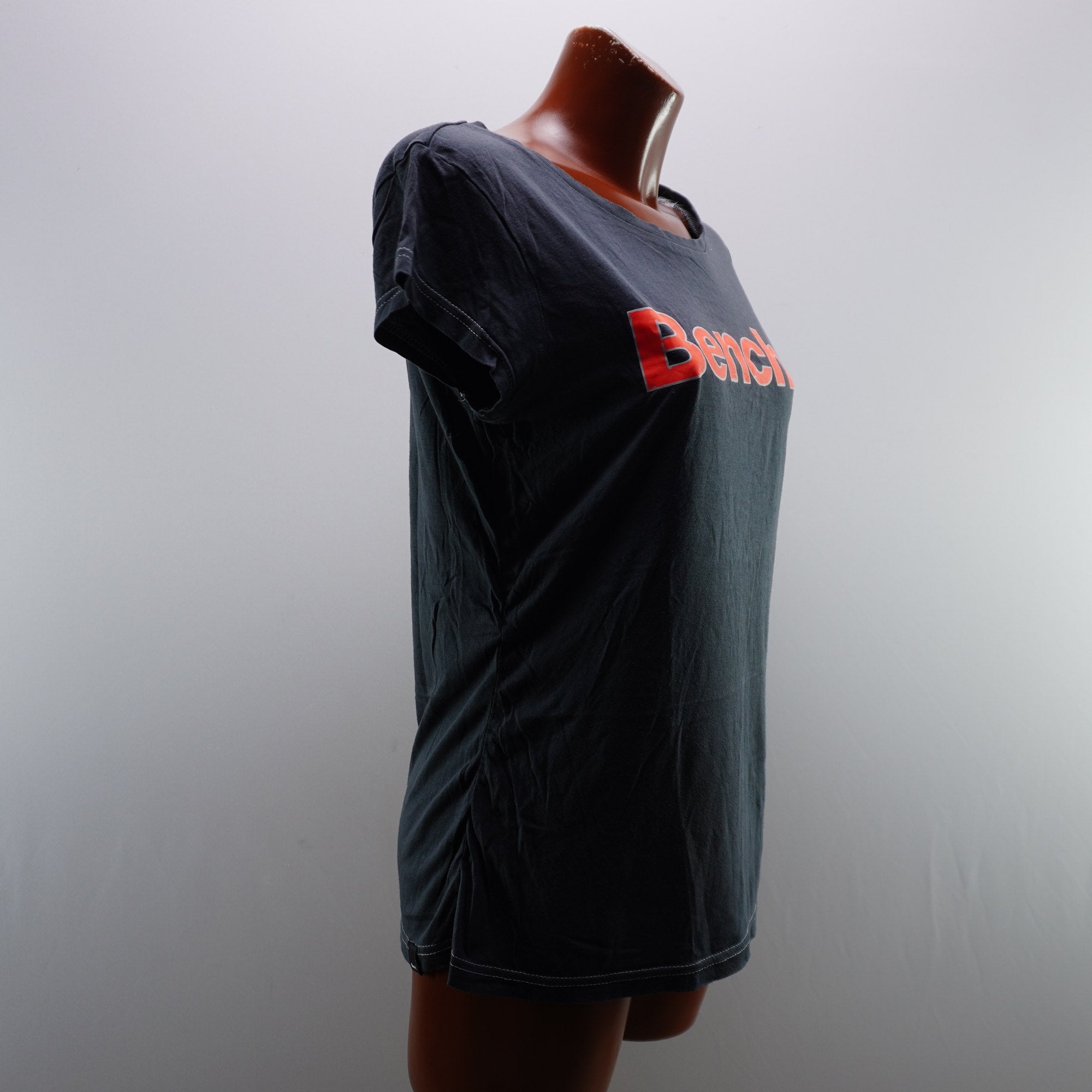 Camiseta Bench para Mujer Usada - Negra, M