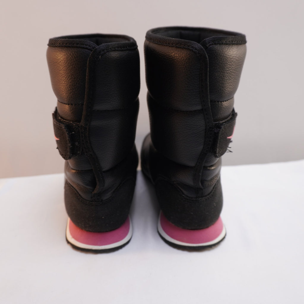 Botas Nike para Mujer Usadas - Negro, Talla 36.5