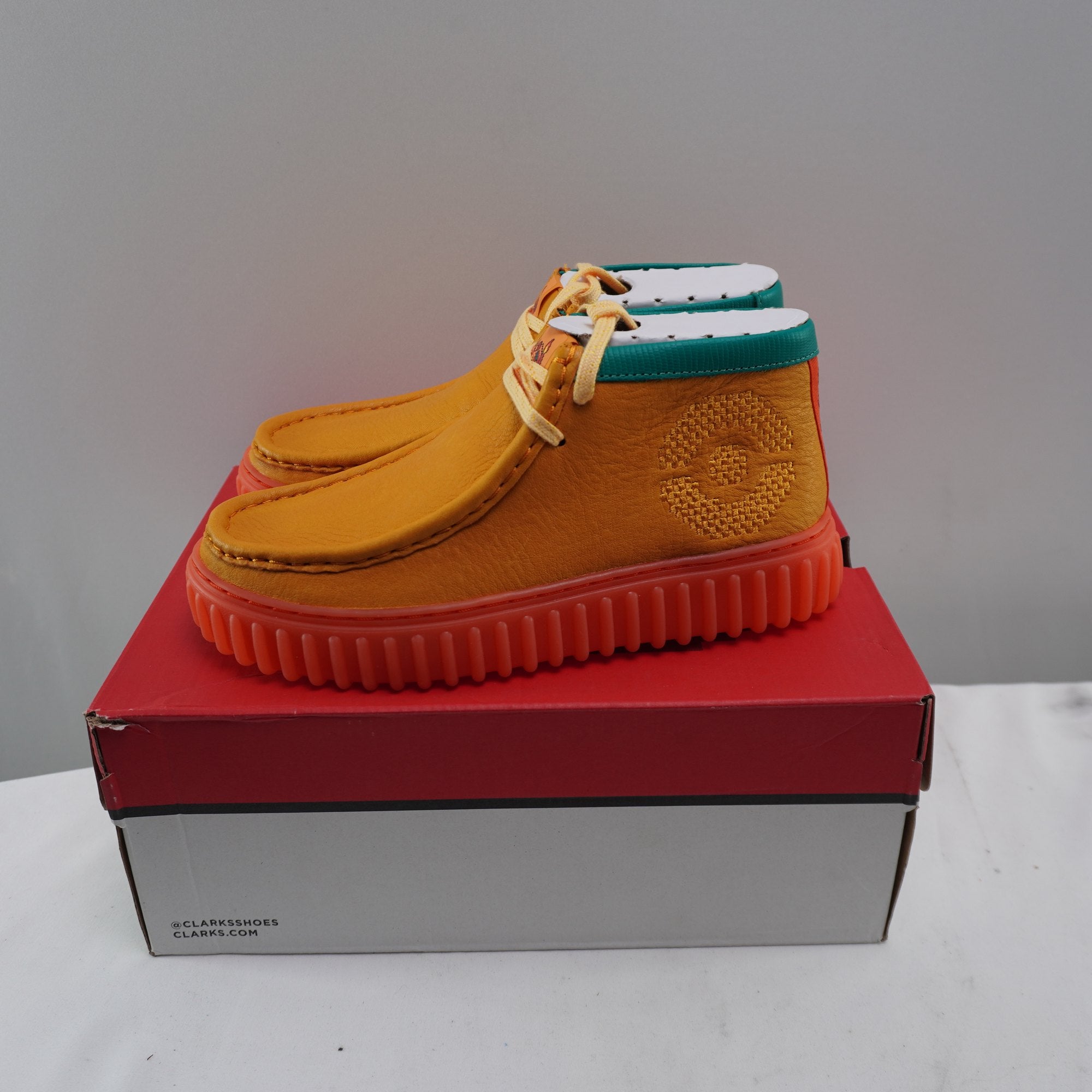 Zapatillas Clarks para Mujer Usadas - Naranja, Talla 36