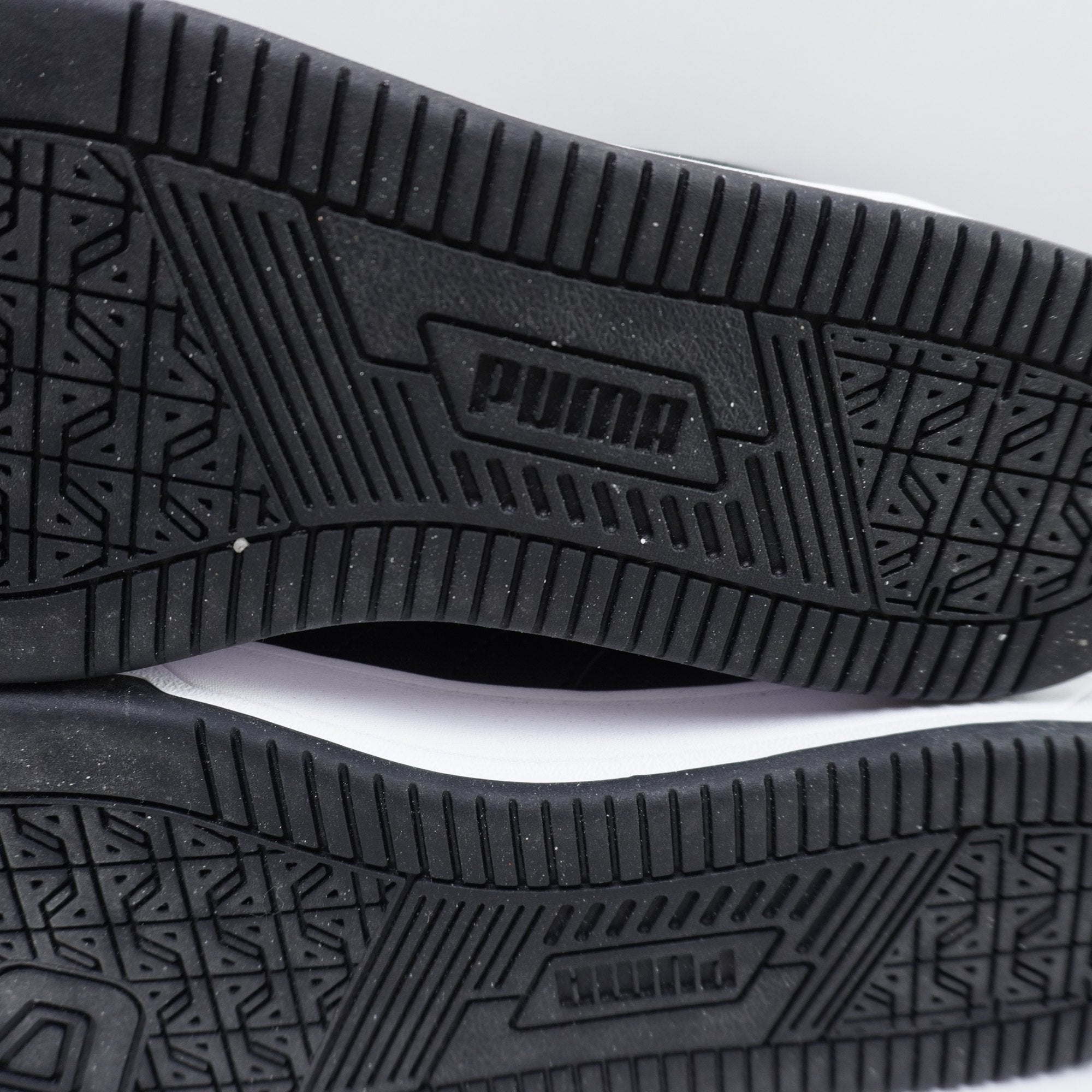 Zapatillas Puma para Hombre Usadas - Negro, 44.5