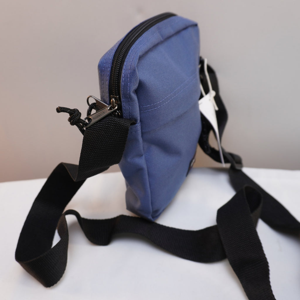 Bolso Baguette Eastpak para Hombre Usado - Azul