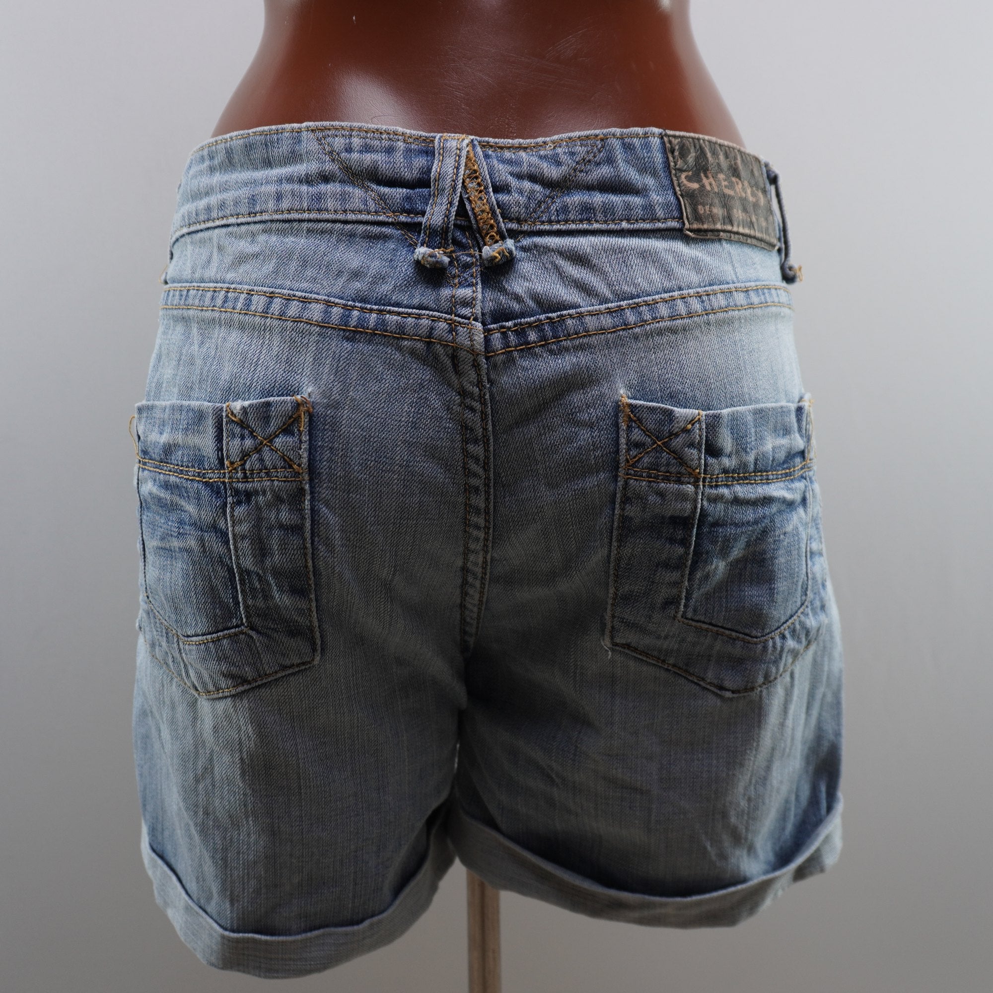 Pantalones Cortos Vaqueros Cherry para Mujer XL - Usados, Muy Buen Estado