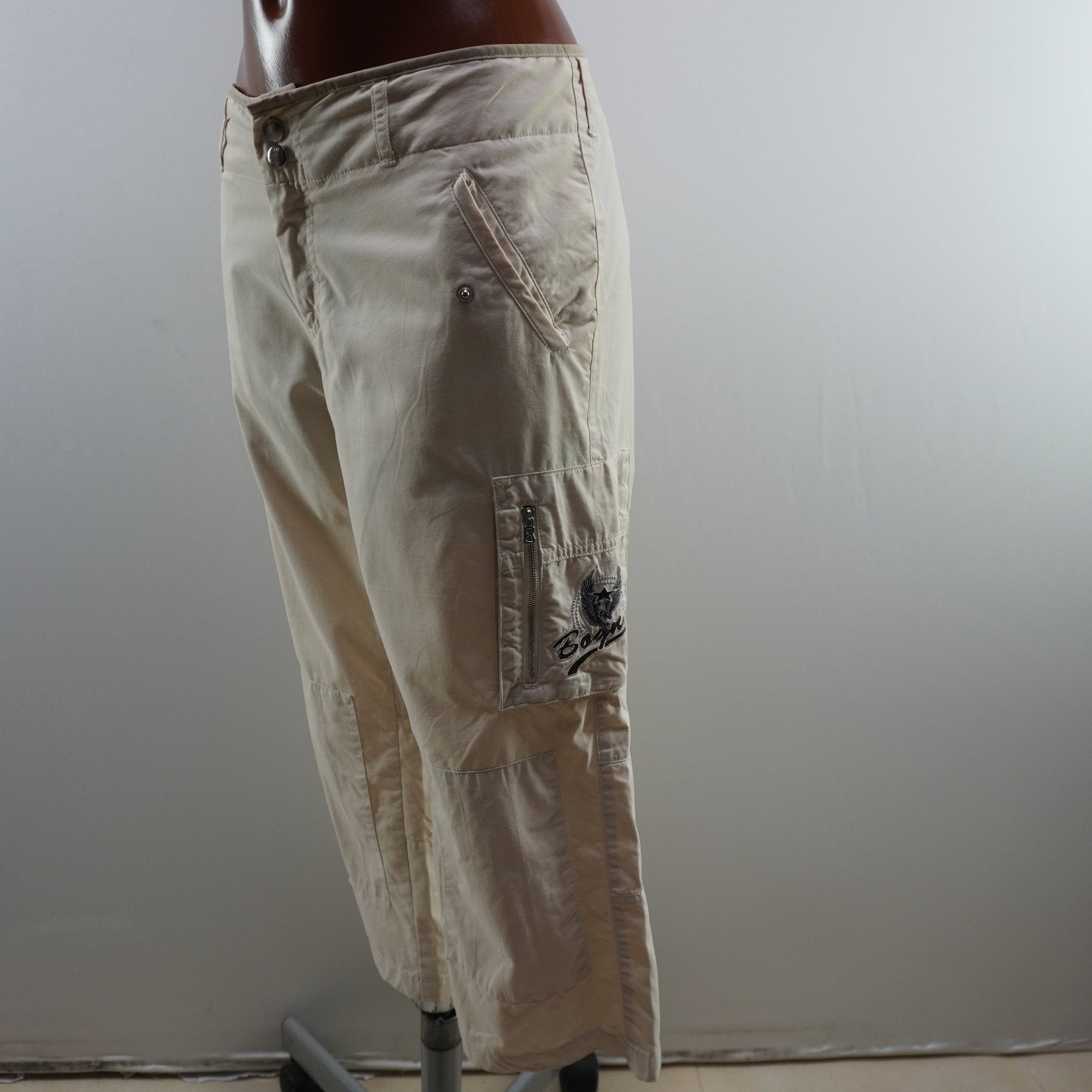 Pantalones Cortos Bogner para Mujer Usados - Beige, L