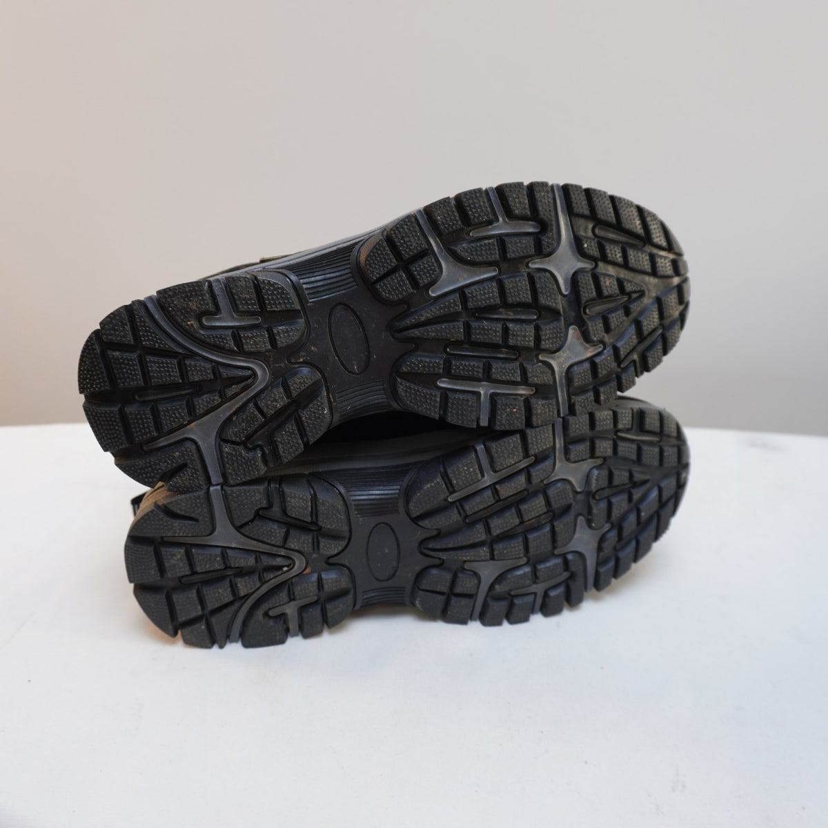 Zapatillas Hobibear para Hombre Usadas - Negros, Talla 44