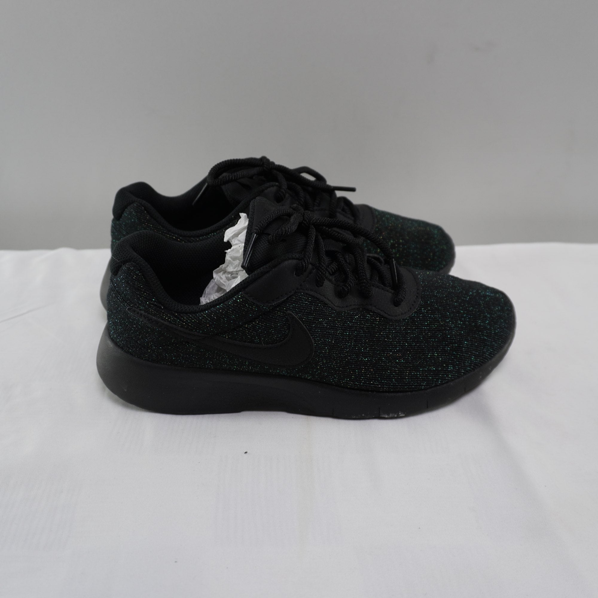 Zapatillas Nike para Mujer Usadas - Negro, Talla 38
