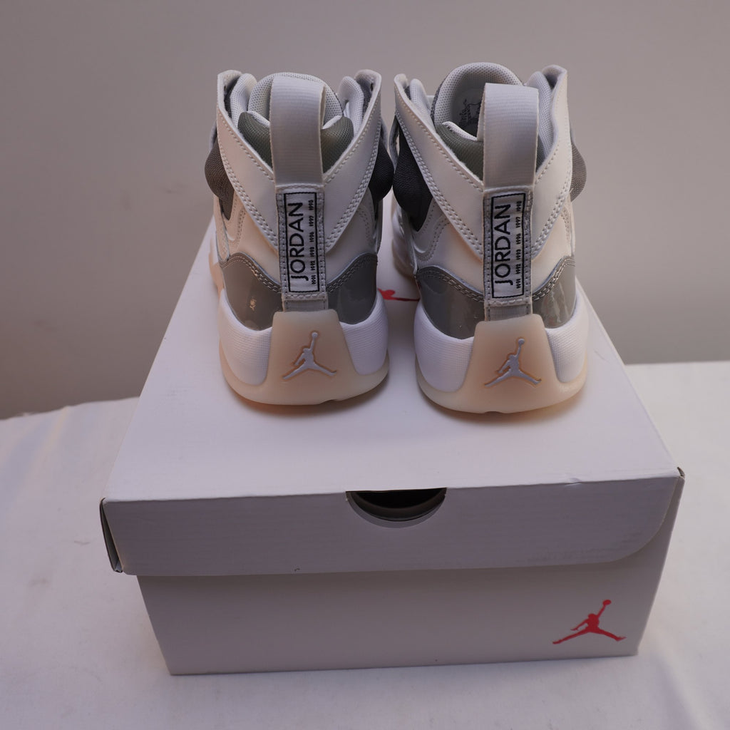 Zapatillas Jordan para Hombre Usadas - Blancas, Talla 38
