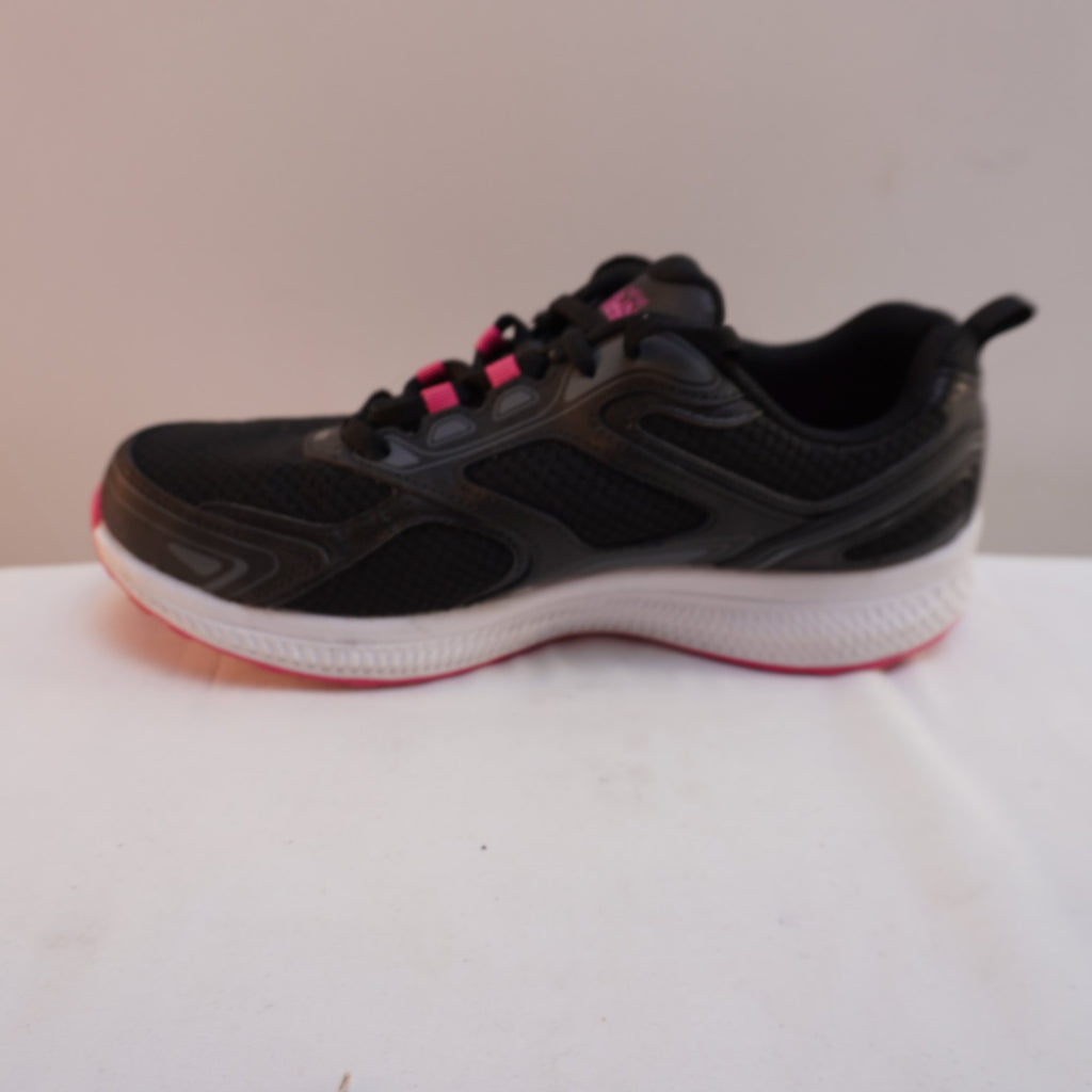Zapatillas Skechers para Mujer Usadas - Negro, Talla 39