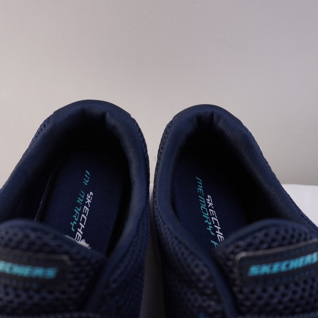 Zapatillas Skechers para Mujer Usadas - Azul Marino, Talla 41