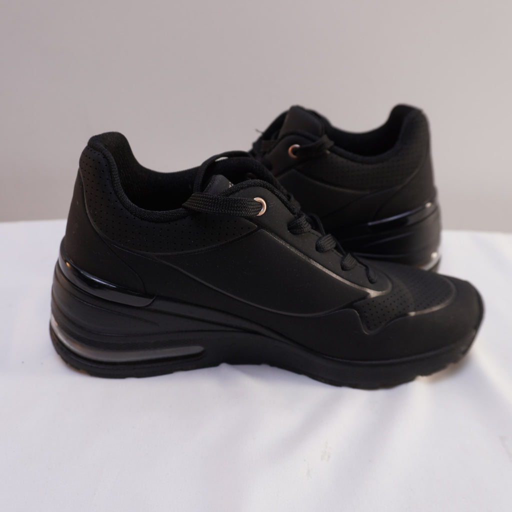 Zapatillas Skechers para Mujer Usadas - Negro, Talla 38