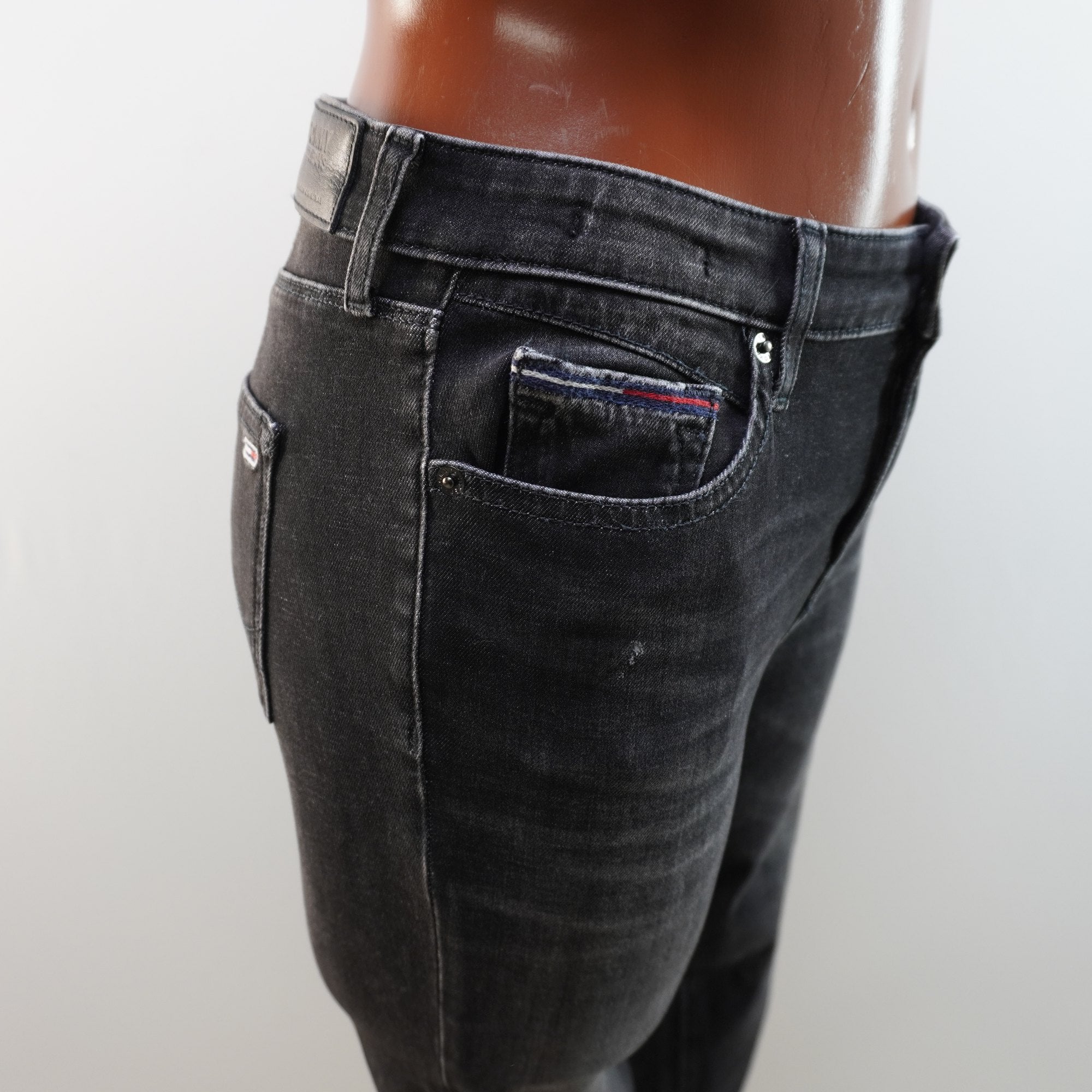 Vaqueros Tommy Hilfiger para Mujer Usados - Negro, W28 L32