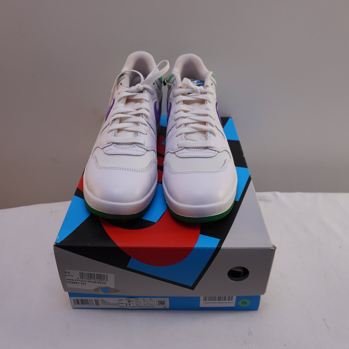 Zapatillas Nike para Hombre Usadas - Blancas, Talla 43