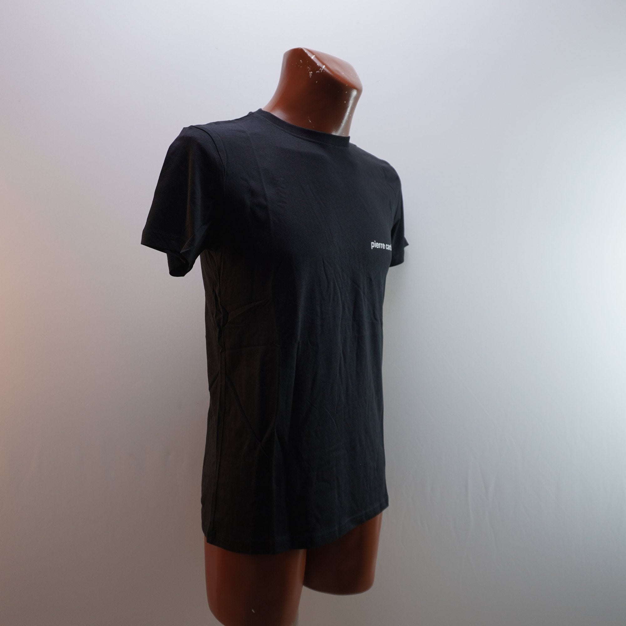 Camiseta de Manga Corta Pierre Cardin para Hombre Usada - Negra, S