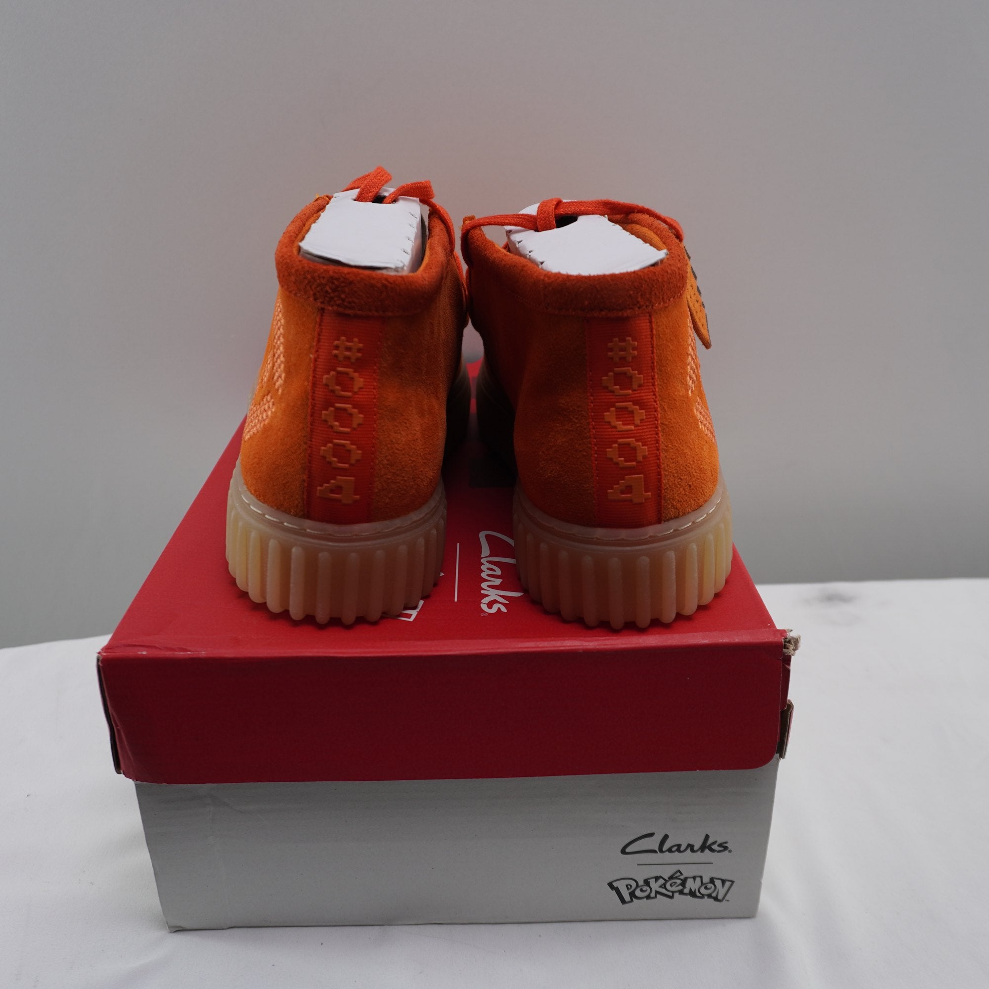 Zapatillas Clarks para Hombre Usadas - Naranjas, Talla 45