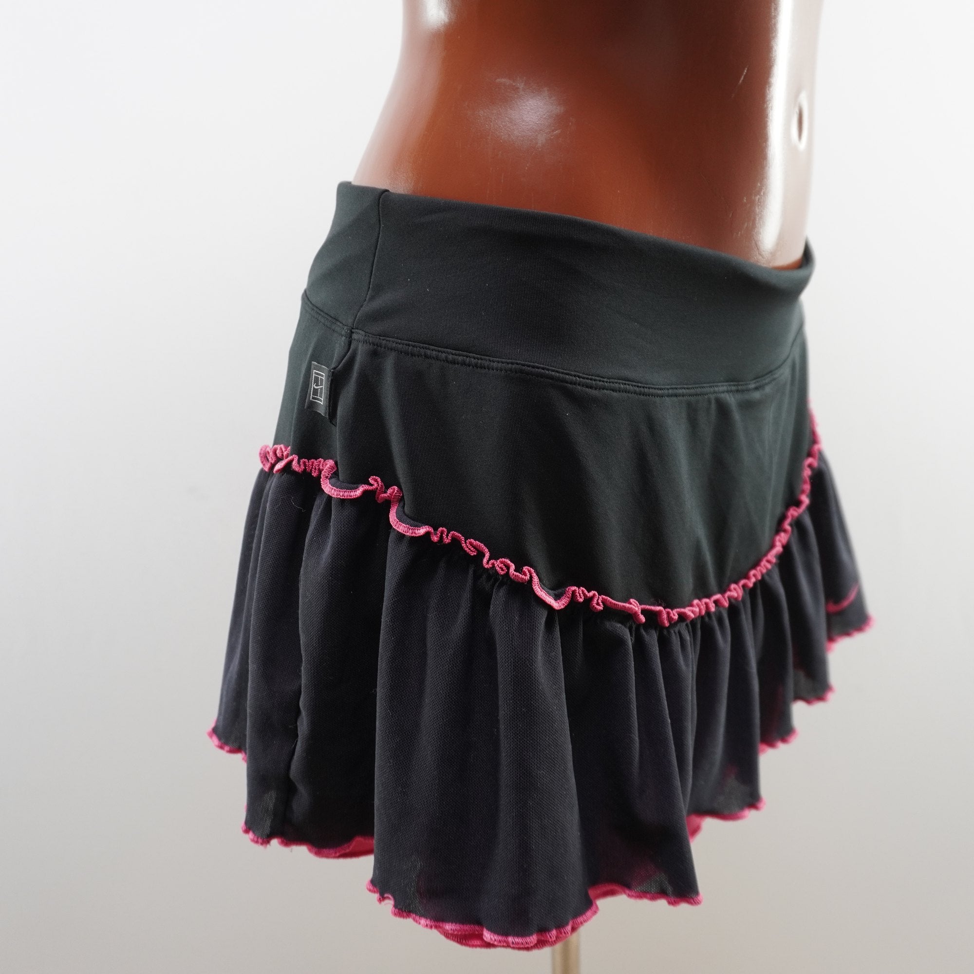 Falda Pantalón Nike para Mujer Usada - Negro, M