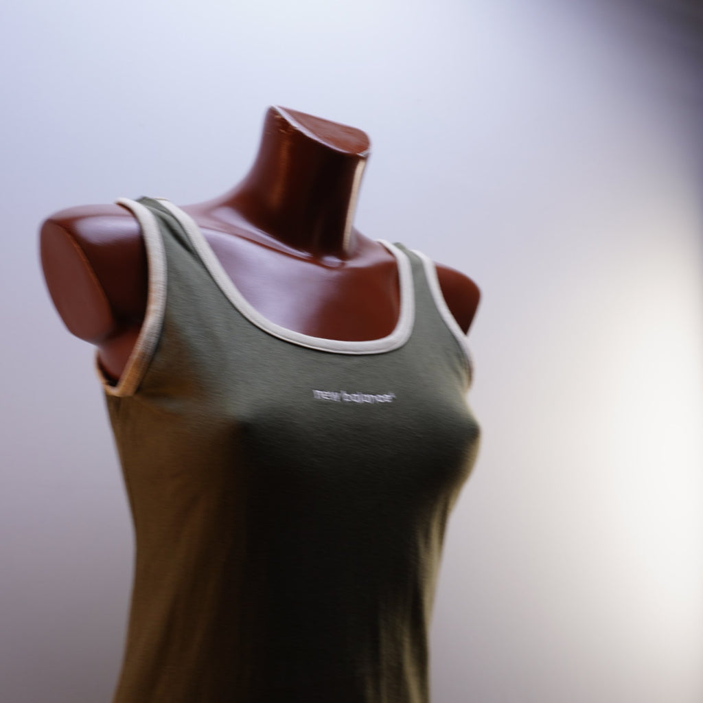 Vestido New Balance para Mujer Usado - Verde, Mediano (M)