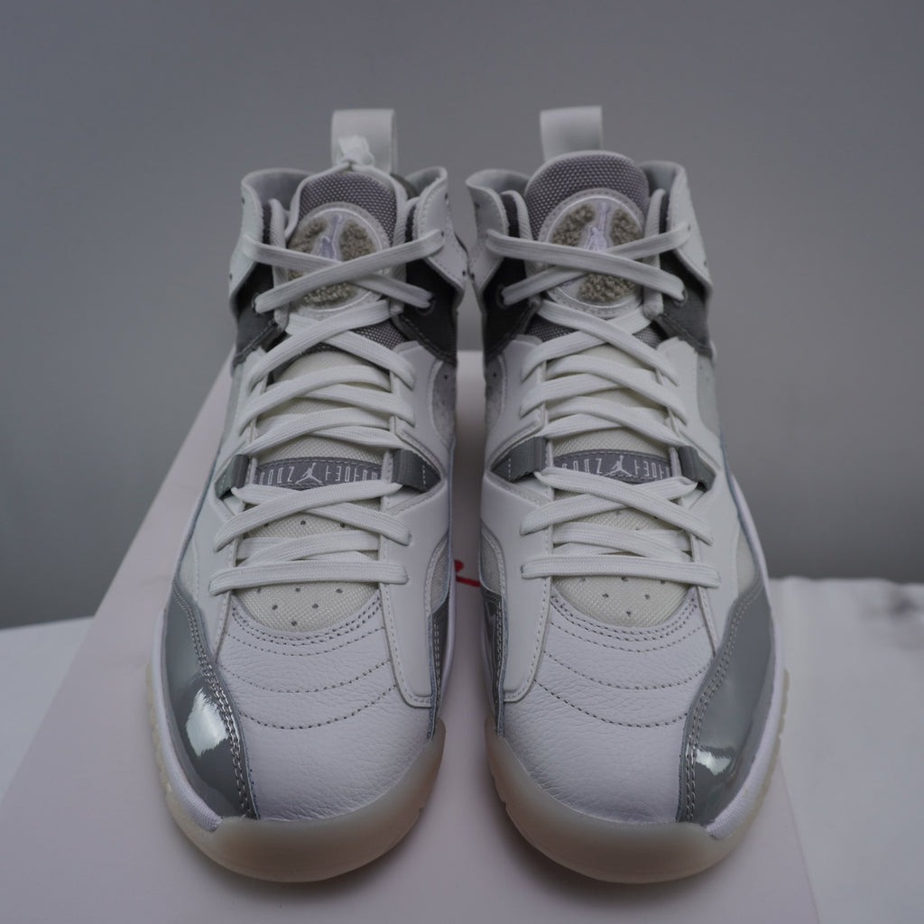 Zapatillas Jordan para Hombre Usadas - Blancas, Talla 42