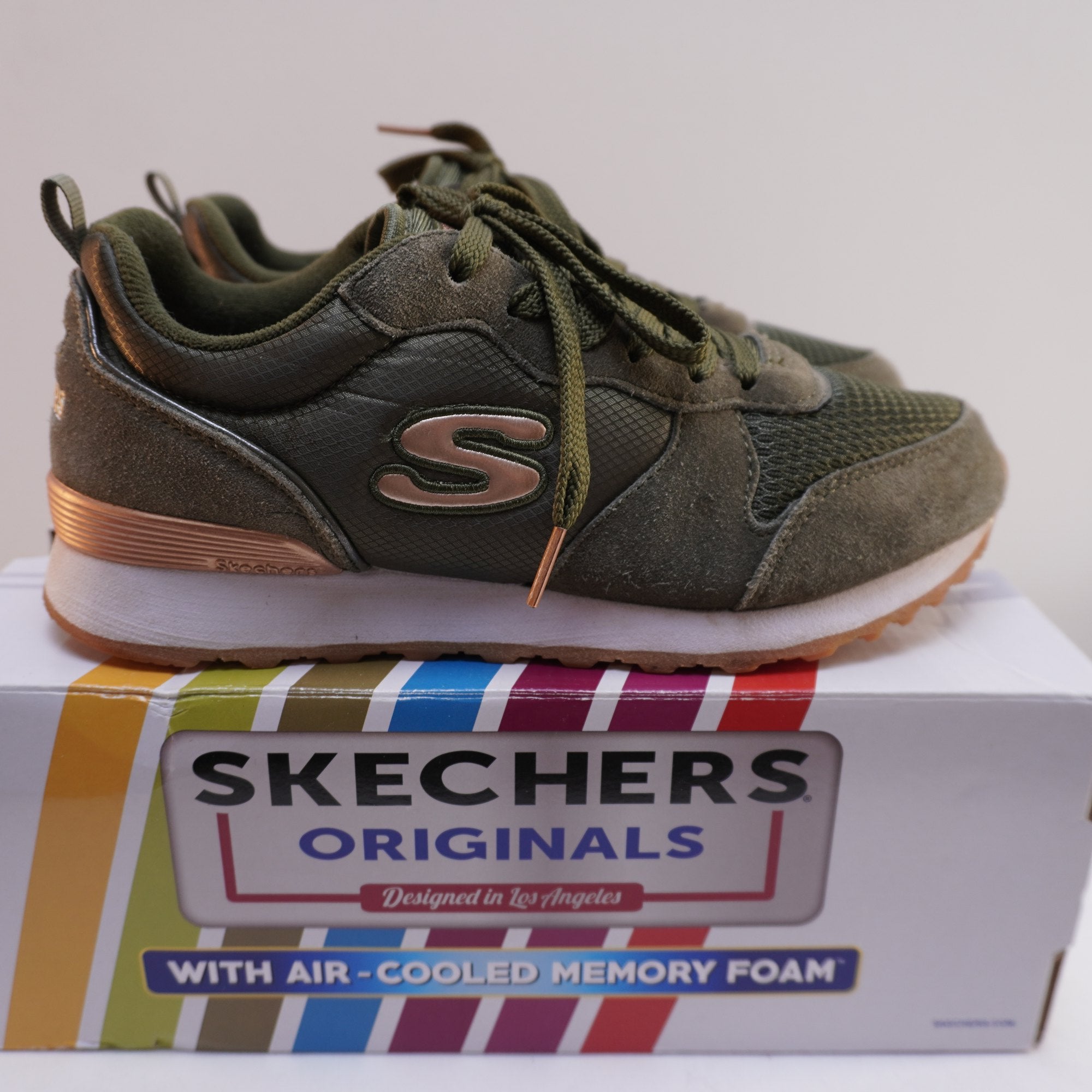 Zapatillas Skechers para Mujer Usadas - Talla 38 en Muy Buen Estado