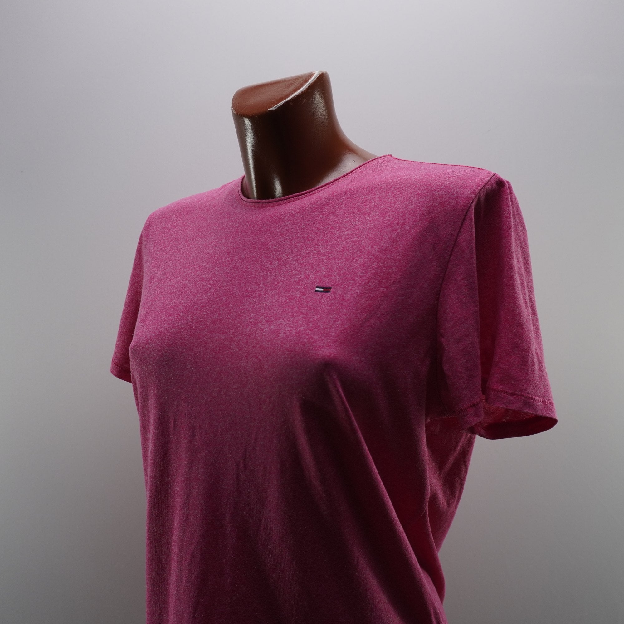 Camiseta de Manga Corta Tommy Hilfiger para Mujer - Rosa, M, Usada en Muy Buen Estado