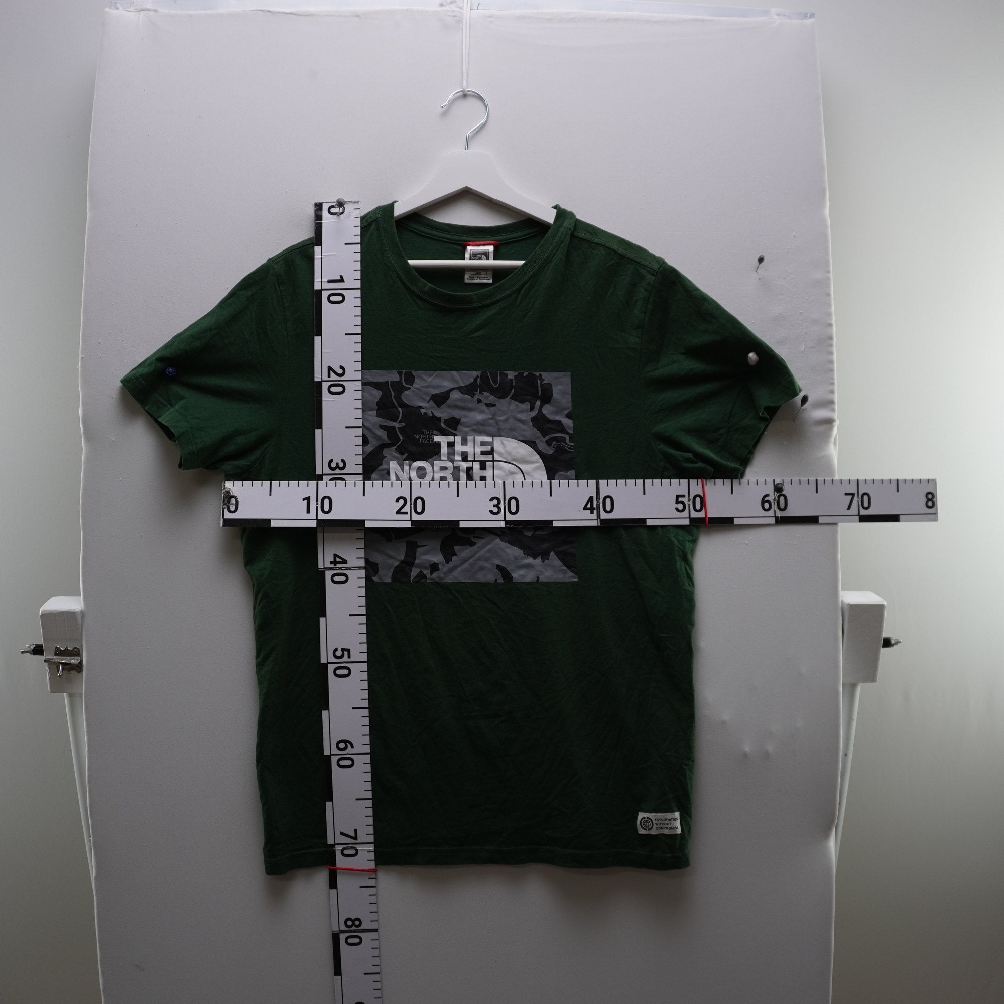 Camiseta de Manga Corta The North Face para Hombre Usada - Verde, M