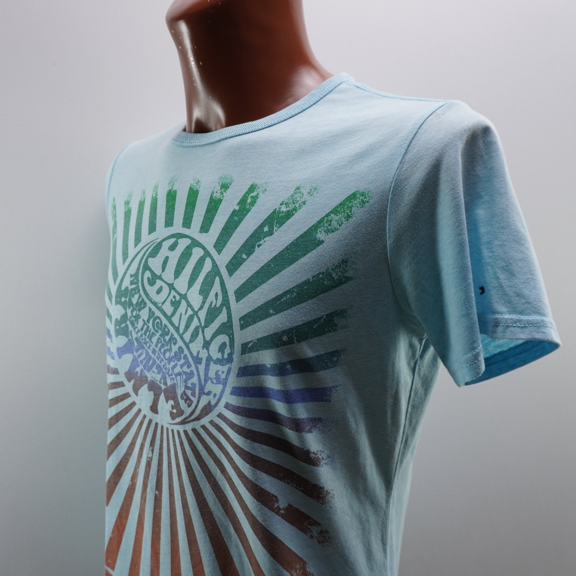 Camiseta de Manga Corta para Hombre - Algodón, Mediano, Usada en Muy Buen Estado