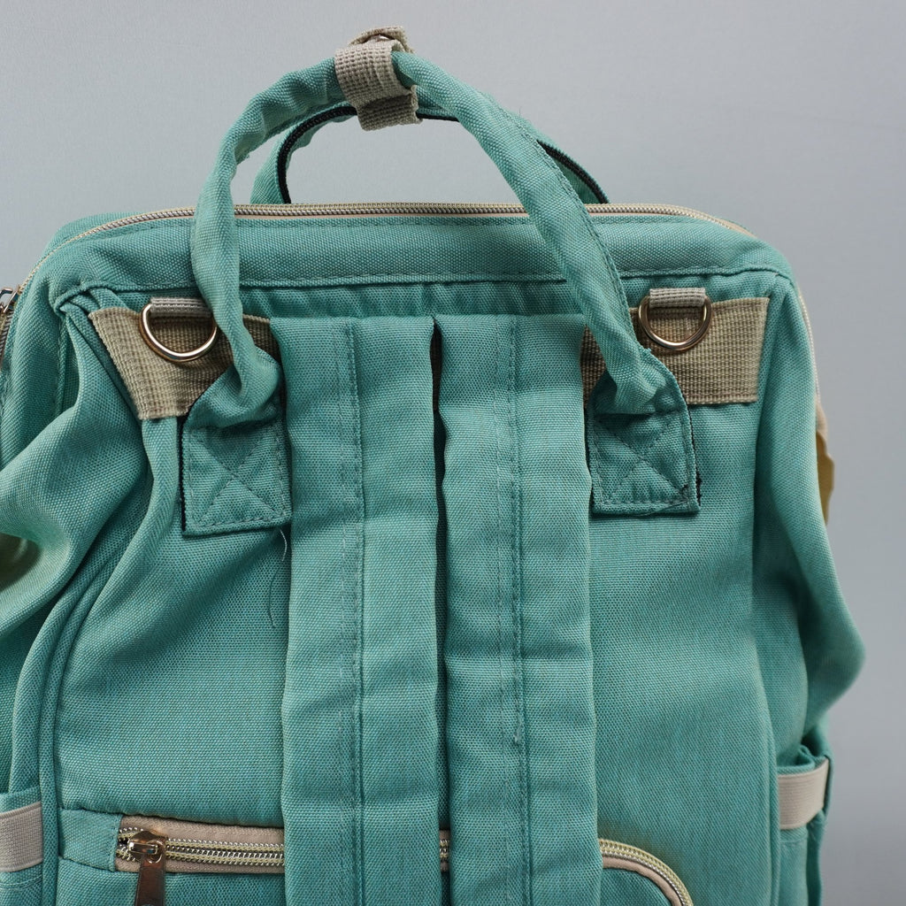 Mochila Atnr para Mujer Usada - Verde en Muy Buen Estado
