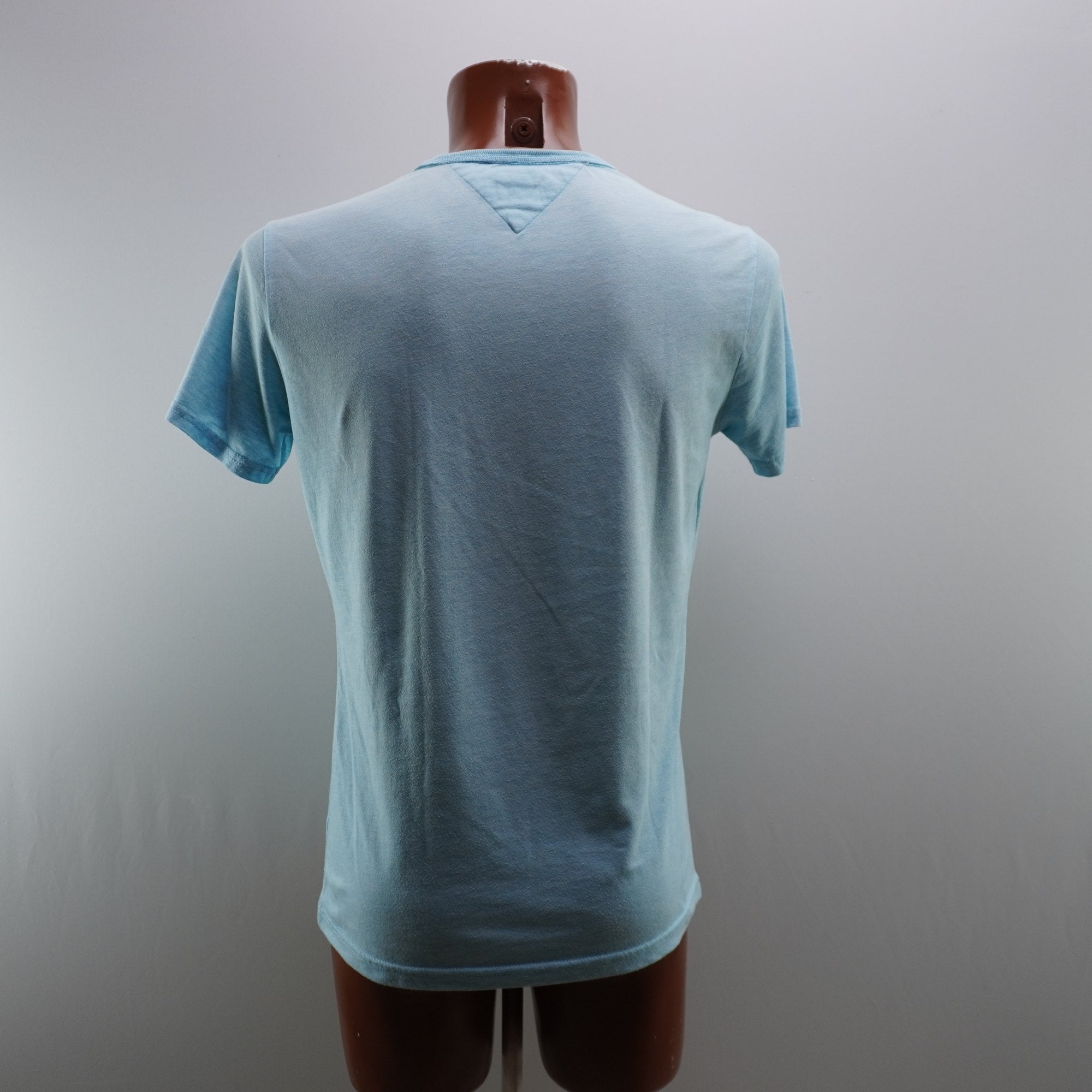 Camiseta de Manga Corta para Hombre - Algodón, Mediano, Usada en Muy Buen Estado