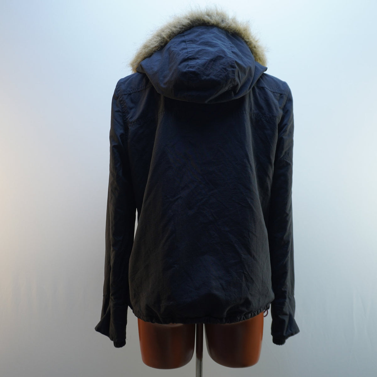 Parka Superdry para Mujer Usada - Negra, XL