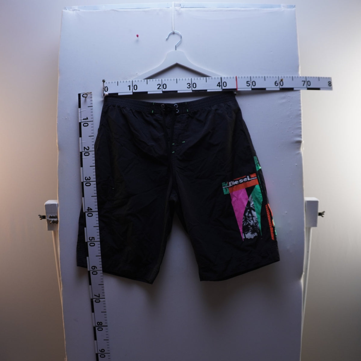 Bermudas Diesel para Hombre Usadas - Negros, L