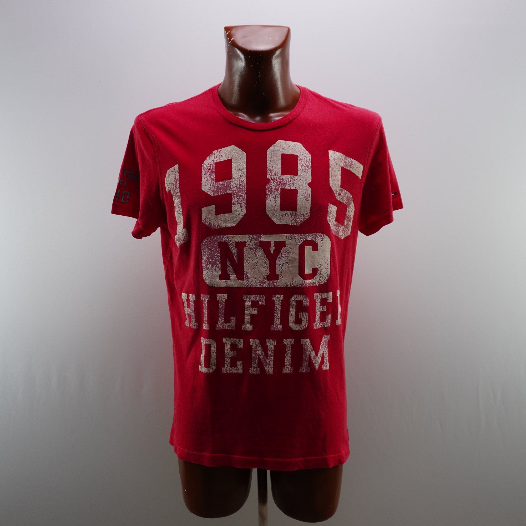 Camiseta de Manga Corta Tommy Hilfiger para Hombre Usada - Roja, L