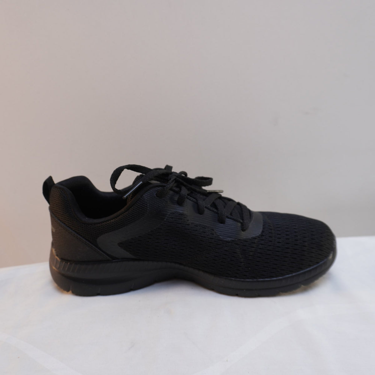 Zapatillas Skechers para Mujer Usadas - Negro, 41