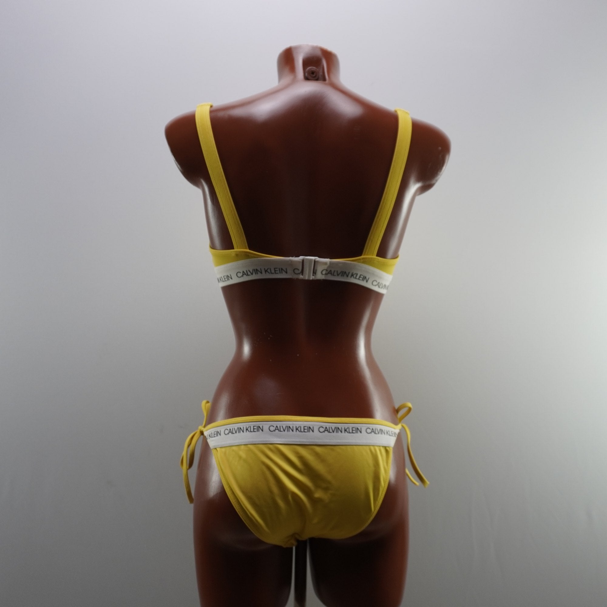 Vestido de Baño Calvin Klein para Mujer Usado - Amarillo, M