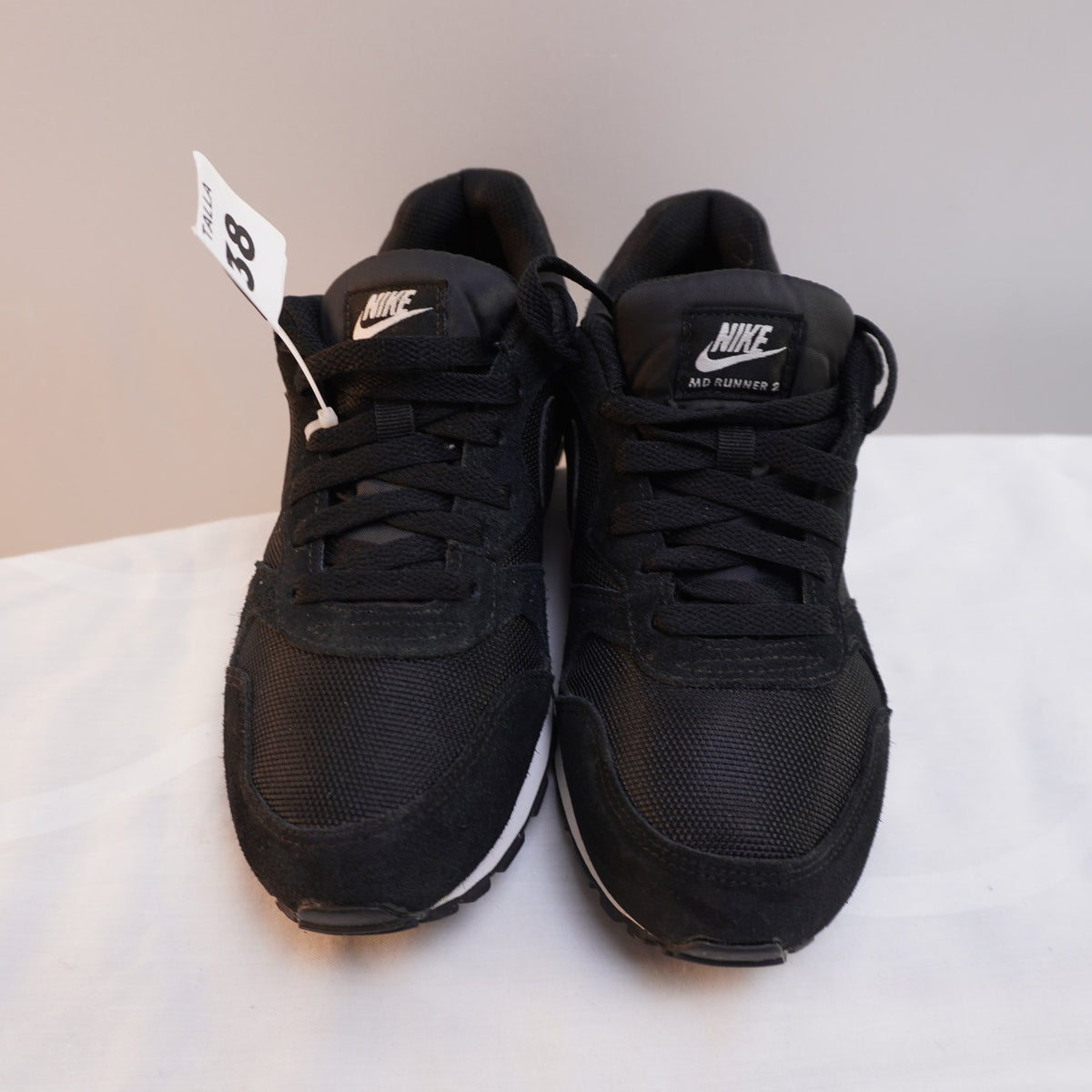 Zapatillas Nike para Mujer Usadas - Negro, Talla 38