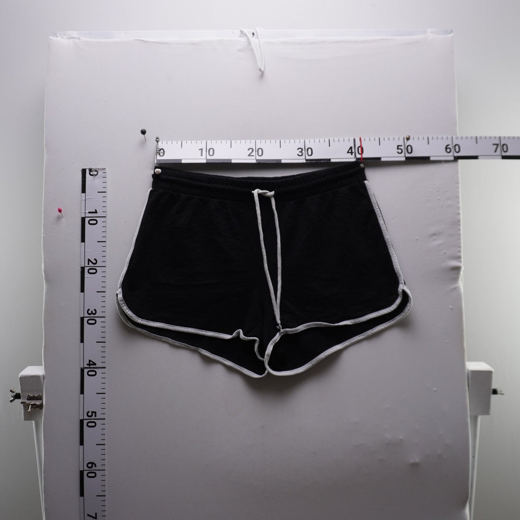 Bermudas Monkl para Mujer Usadas - Negros, L
