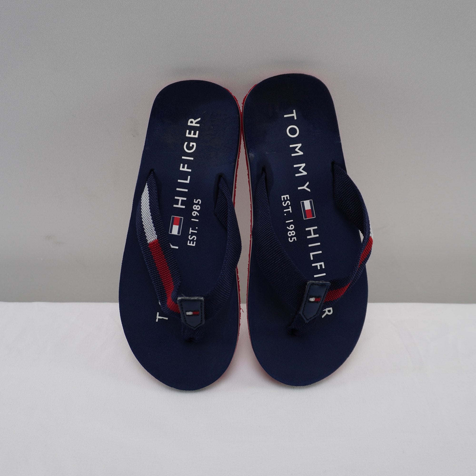 Sandalias Tommy Hilfiger para Niñas Usadas - Azul Marino, Talla 33