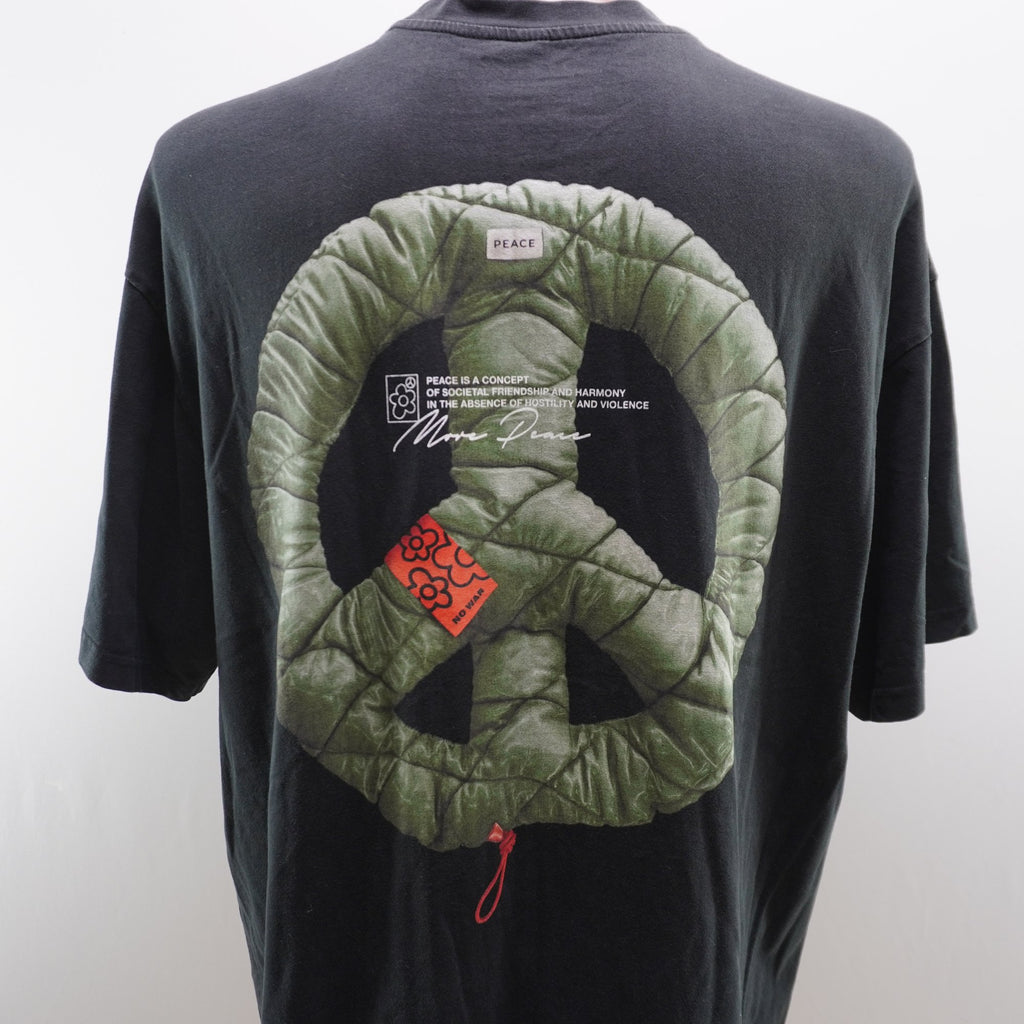 Camiseta de Manga Corta Upscale para Hombre Usada - Negra, XL