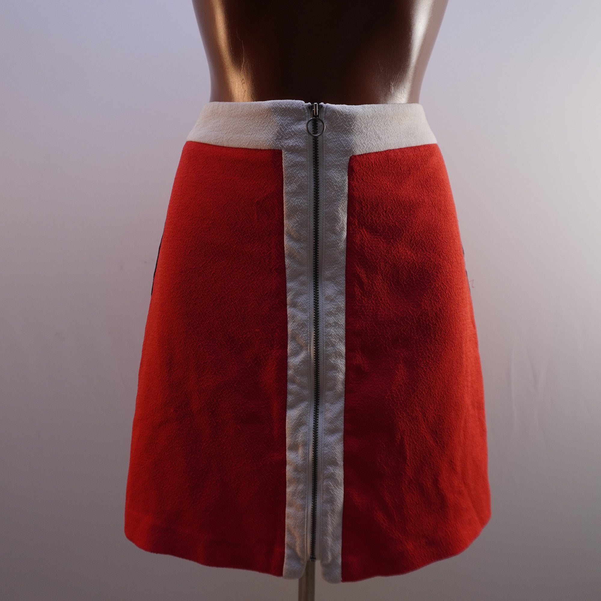 Falda Naf Naf para Mujer Usada - Roja, Mediana (M)