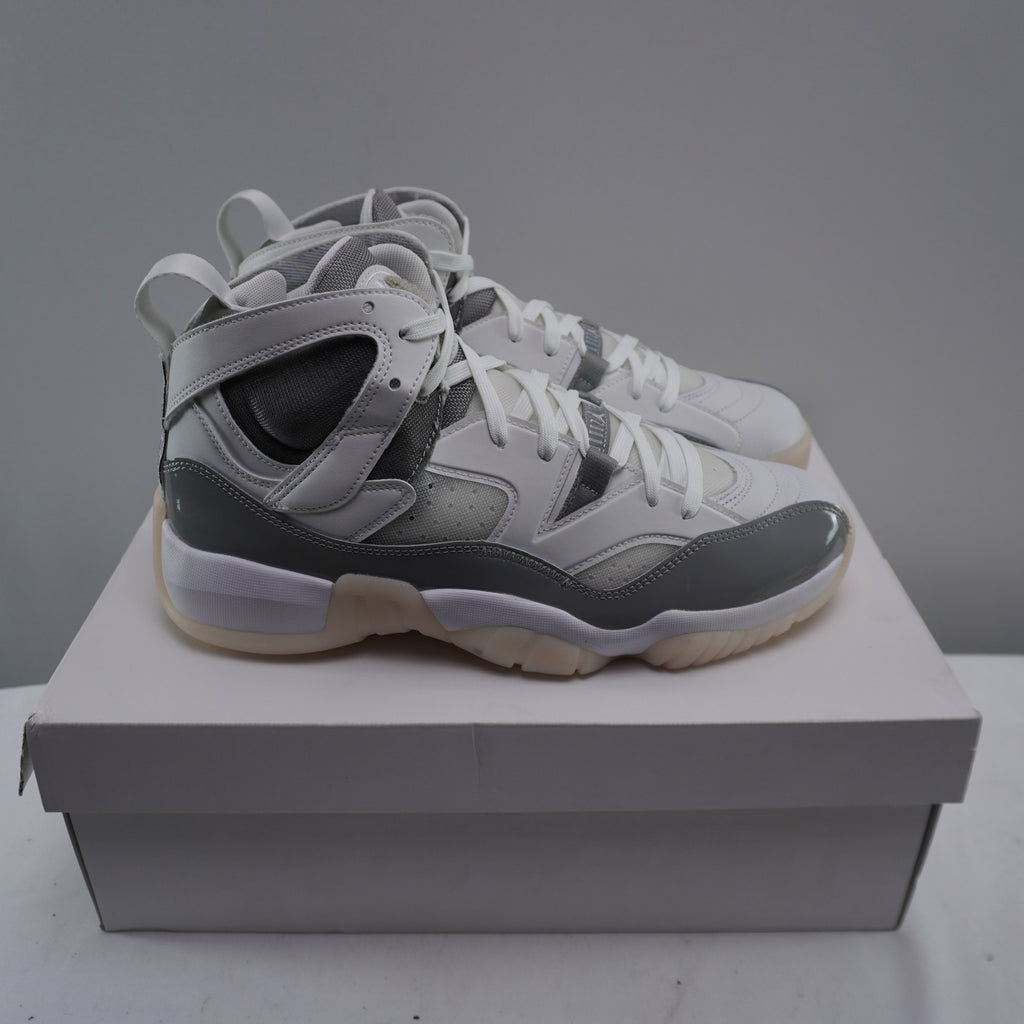 Zapatillas Jordan para Hombre Usadas - Blancas, Talla 42.5