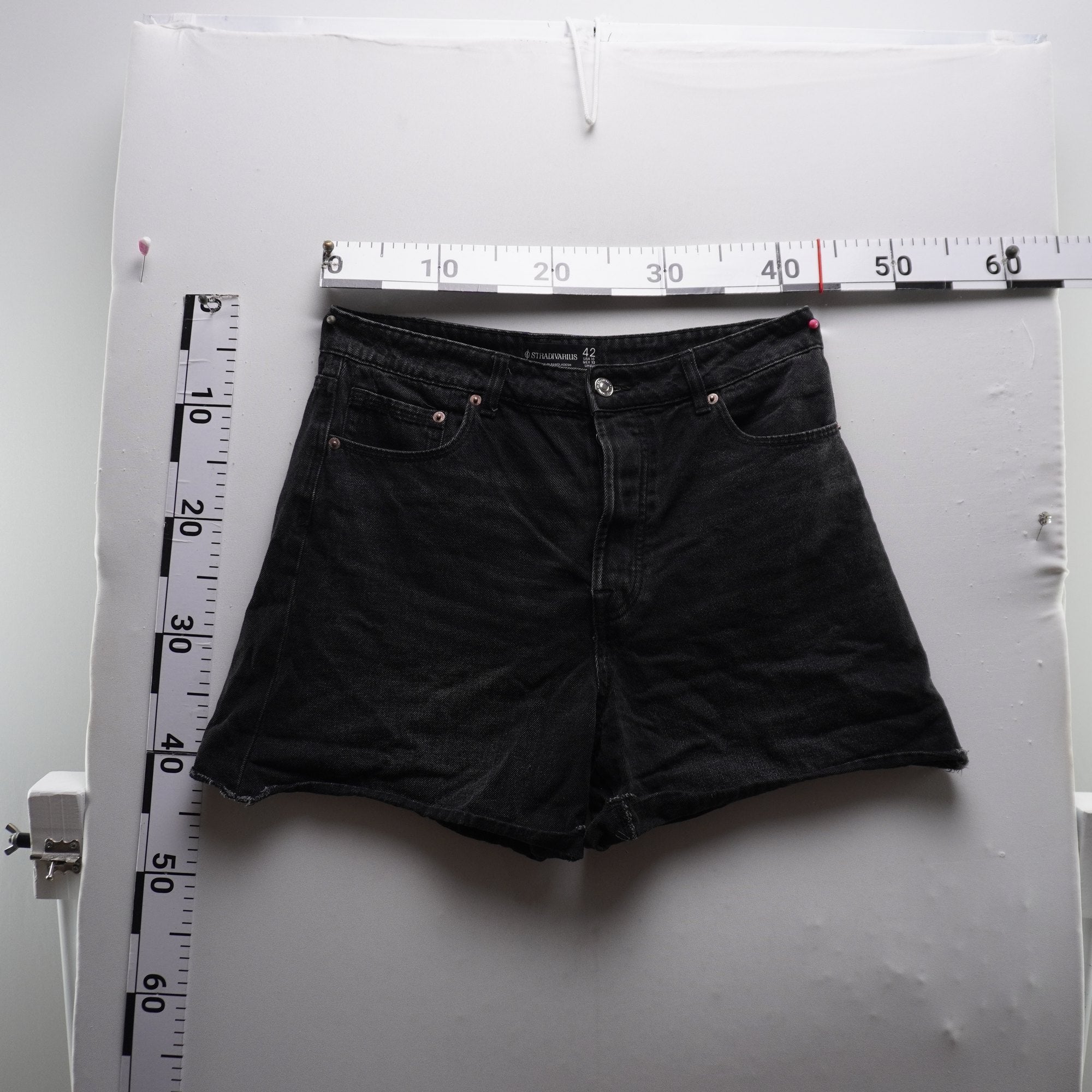 Pantalones Cortos Vaqueros Stradivarius para Mujer Usados - Negros, XL