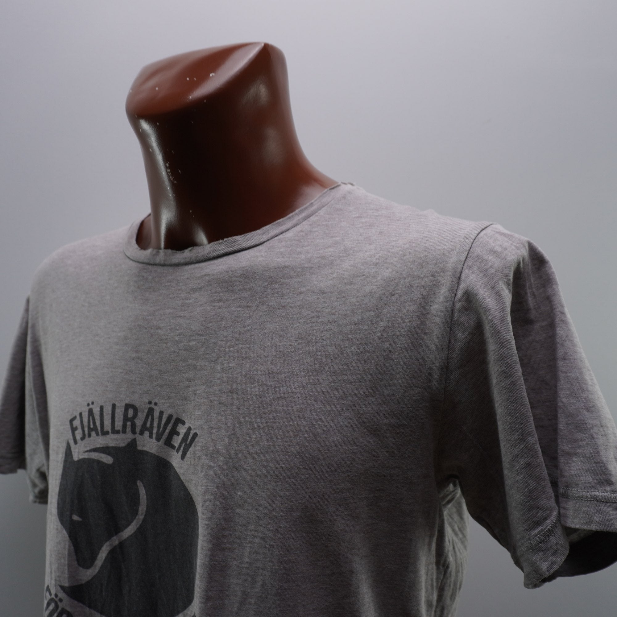 Camiseta de Manga Corta Fjallraven para Hombre Usada - Gris, XL