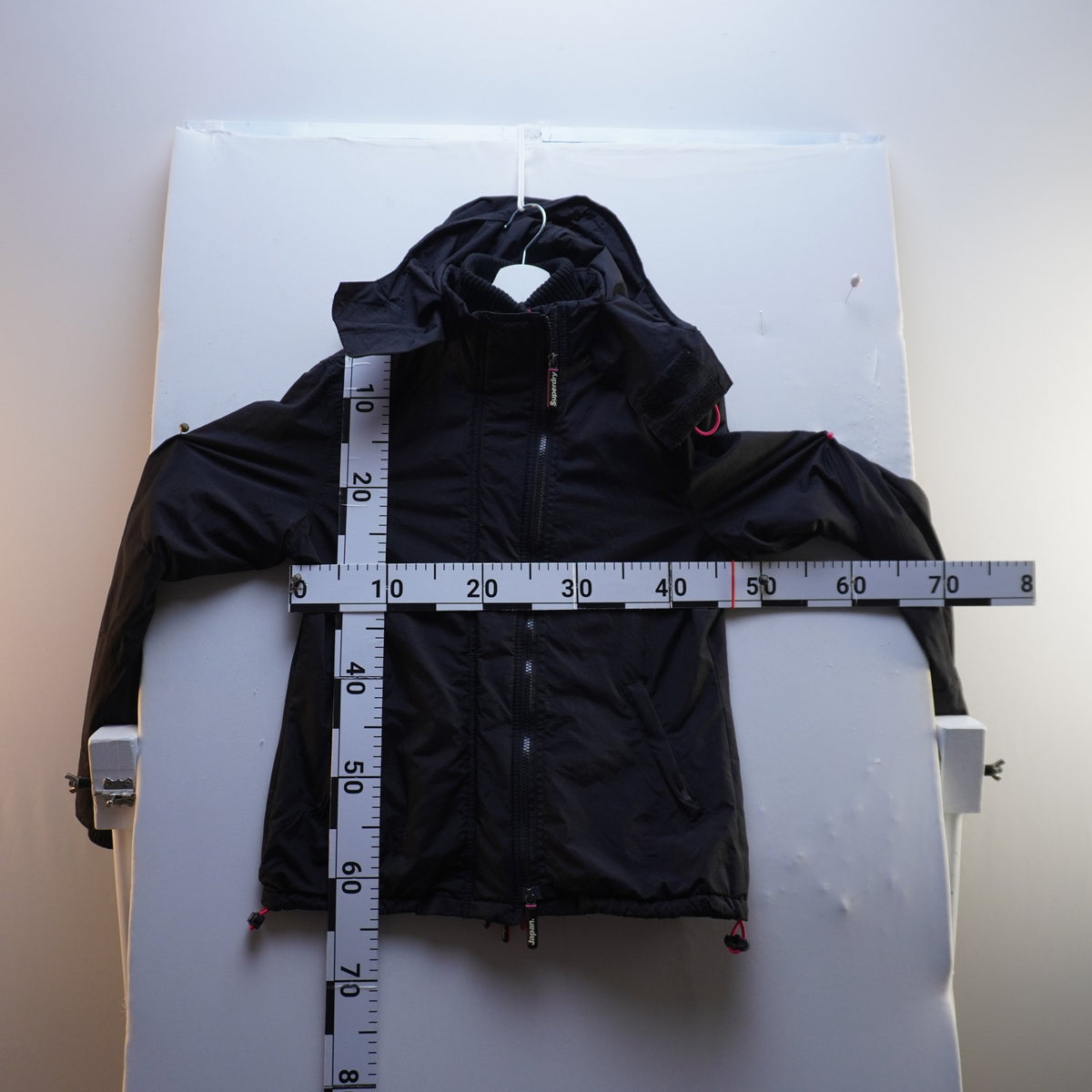 Parka Superdry para Mujer Usada - Negra, M
