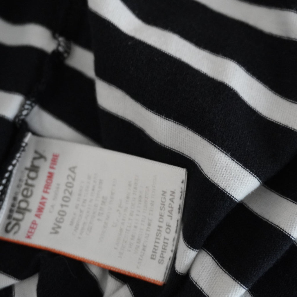 Camiseta de Manga Corta Superdry para Mujer Usada - Blanca, XL