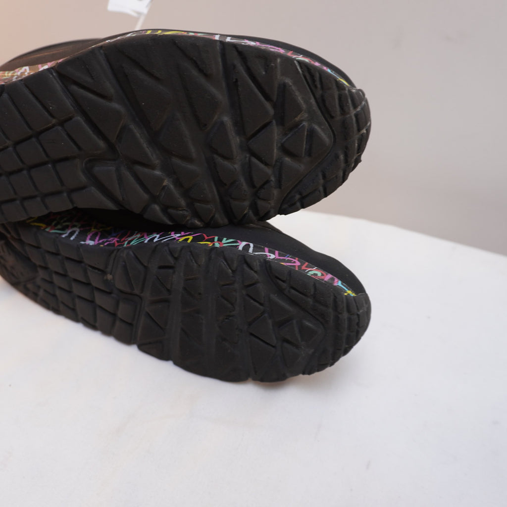 Zapatillas Skechers para Mujer Usadas - Negro, 39