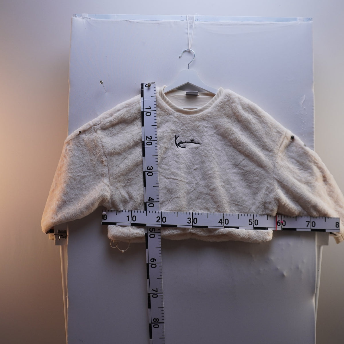 Suéter Karl Kani para Mujer Usado - Beige, M