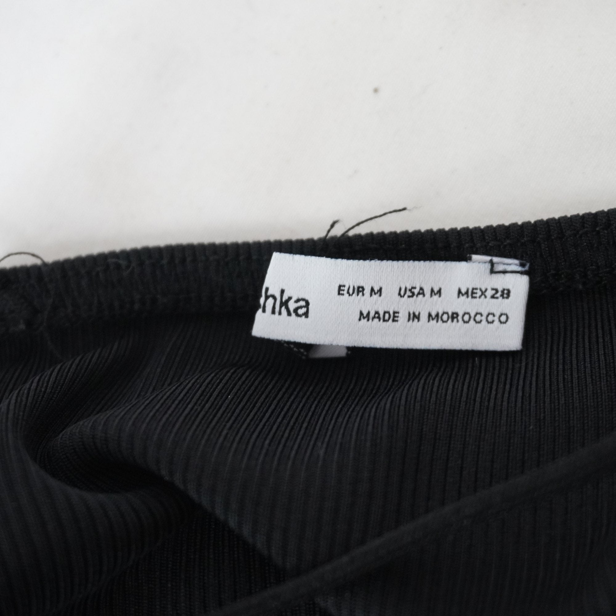 Camiseta sin Mangas Bershka para Mujer - Negra, M - Usada en Muy Buen Estado
