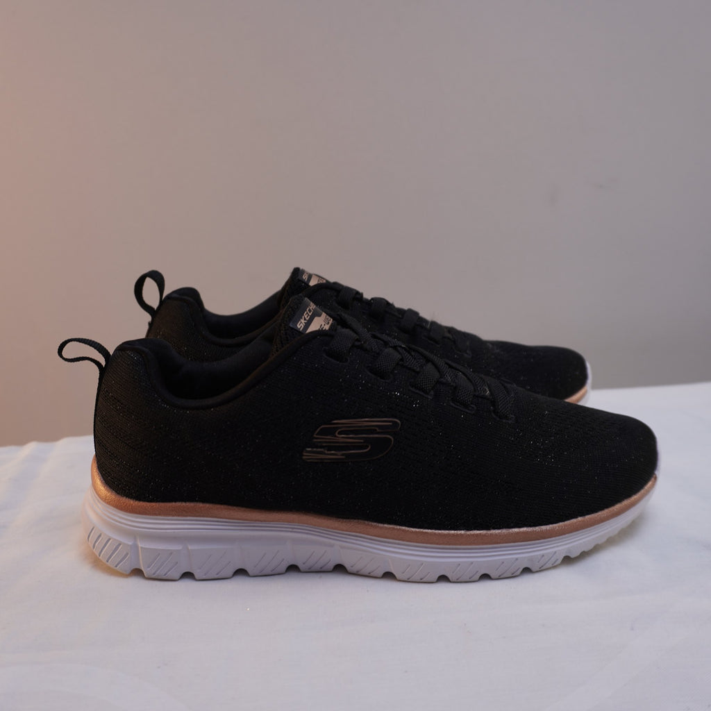 Zapatillas Skechers para Mujer Usadas - Negro, Talla 37