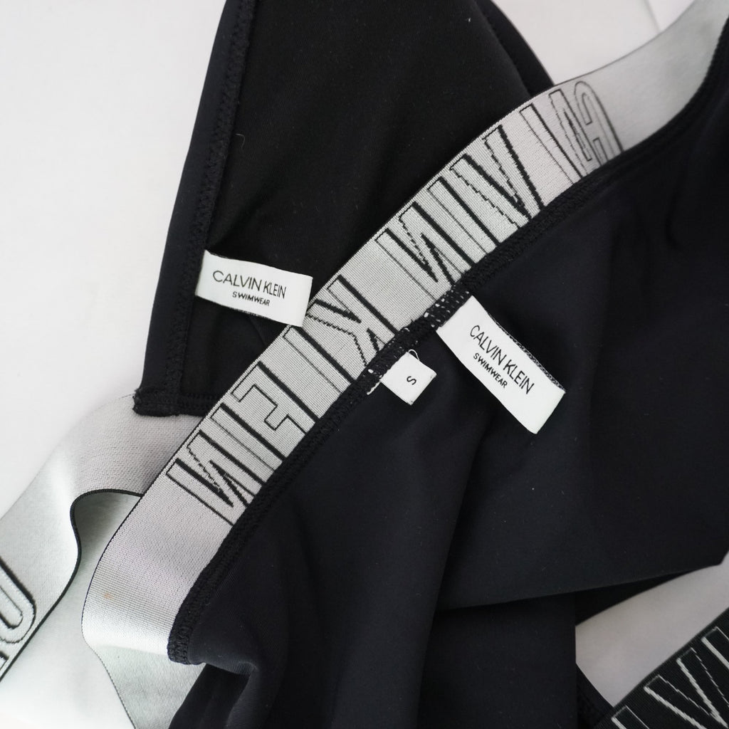 Vestido de Baño Calvin Klein para Mujer Usado - Negro, S