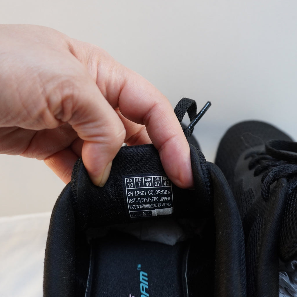 Zapatillas Skechers para Mujer Usadas - Negro, 41